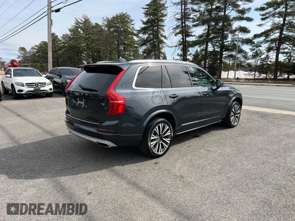 2021 Volvo XC90 Momentum z VIN YV4A22PK4M1675848, wystawiony jako Copart lot #49580865 z przebiegiem 138 201 mil mil oraz Czysty tytuł • Clean title. Historia ofert i sprzedaży dostępna na DreamBid. Obrazek 4.