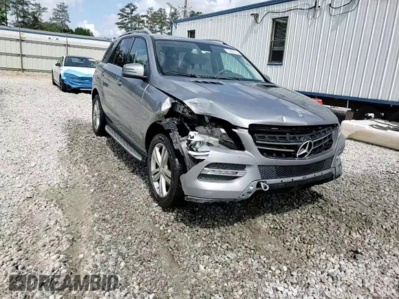 2012 Mercedes-Benz M 350 with VIN 4JGDA5HB3CA025020, listed as a Copart auction lot 55422085 with 156,243 mi miles and Salvage title. Bid and sale history available at DreamBid. Image 14.