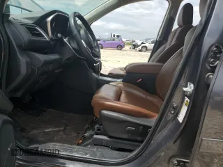 2023 Subaru Ascent Touring с VIN 4S4WMAWD7P3421717, выставлен на аукционе Copart как лот 55840935 с пробегом 24 051 миль миль и Списание • Salvage title. История ставок и продаж доступна на DreamBid. Изображение 7.