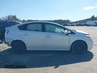2015 Toyota Prius Four z VIN JTDKN3DU9F1875847, wystawiony jako IAAI lot #41937117 z przebiegiem 150 735 mil mil oraz . Historia ofert i sprzedaży dostępna na DreamBid. Obrazek 14.