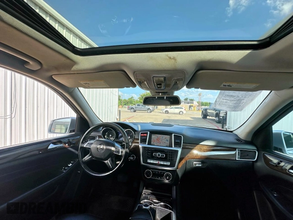 2013 Mercedes-Benz M 350 с VIN 4JGDA5JB0DA215966, выставлен на аукционе Copart как лот 65481645 с пробегом 199 849 миль миль и Чистый • Clean title. История ставок и продаж доступна на DreamBid. Изображение 9.