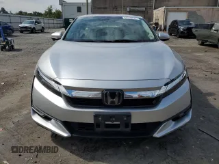 2019 Honda Clarity Plug-In Hybrid with VIN JHMZC5F18KC000064, listed as a Copart auction lot 68210234 with 70,273 mi miles and Salvage Title. Bid and sale history available at carsss.com. Image 5.