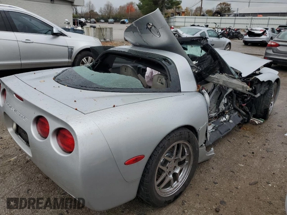 1997 Chevrolet Corvette with VIN 1G1YY22G5V5106903, listed as a Copart auction lot 78715734 with 114,531 mi miles and Non Repairable. Bid and sale history available at carsss.com. Image 3.