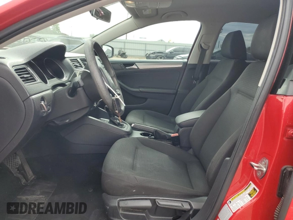 2015 Volkswagen Jetta SE with VIN 3VWD17AJ9FM220688, listed as a Copart auction lot 58270015 with 106,001 mi miles and Salvage title. Bid and sale history available at DreamBid. Image 7.