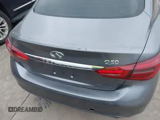 2018 Infiniti Q50 3.0t LUXE with VIN JN1EV7AP1JM362833, listed as a IAAI auction lot 41934415 with 91,970 mi miles. Bid and sale history available at carsss.com. Image 17.