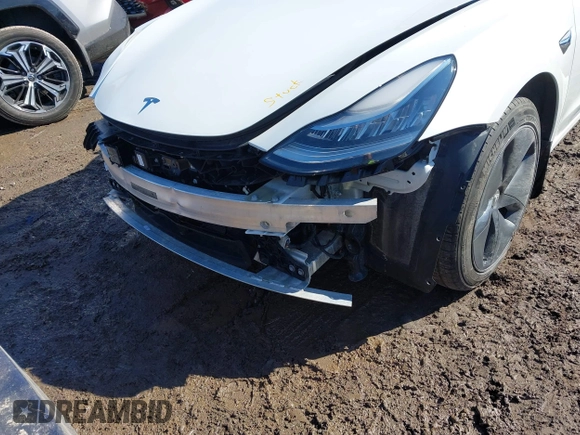 2020 Tesla Model 3 Long Range with VIN 5YJ3E1EB9LF735340, listed as a IAAI auction lot 41765919 with Not Provided miles. Bid and sale history available at carsss.com. Image 6.