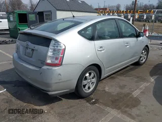 2008 Toyota Prius with VIN JTDKB20U983411778, listed as a IAAI auction lot 41685366 with 351,156 mi miles. Bid and sale history available at carsss.com. Image 4.