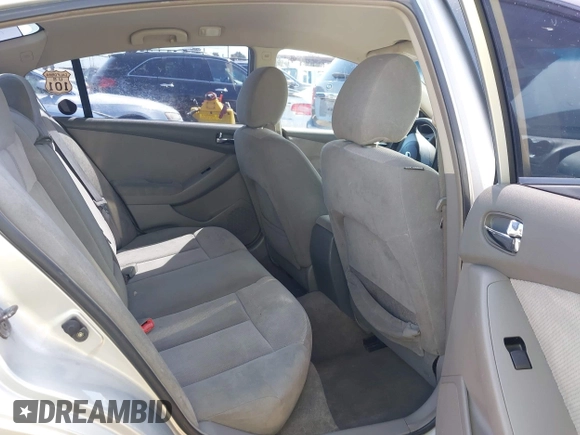 2009 Nissan Altima SL with VIN 1N4AL21E99C178184, listed as a IAAI auction lot 42386747 with 202,755 mi miles and . Bid and sale history available at DreamBid. Image 8.