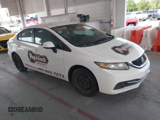 2013 Honda Civic LX z VIN 19XFB2F53DE069765, wystawiony jako IAAI lot #42454798 z przebiegiem 198 773 mil mil oraz . Historia ofert i sprzedaży dostępna na DreamBid. Obrazek 1.