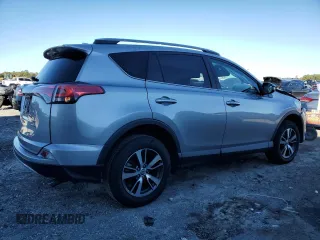 2018 Toyota RAV4 XLE with VIN 2T3RFREV8JW725504, listed as a Copart auction lot 84792264 with 41,501 mi miles and Salvage Title. Bid and sale history available at carsss.com. Image 3.