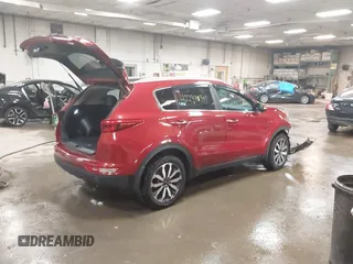 2017 Kia Sportage EX z VIN KNDPNCAC3H7208452, wystawiony jako IAAI lot #42299301 z przebiegiem 141 953 mil mil oraz . Historia ofert i sprzedaży dostępna na DreamBid. Obrazek 4.