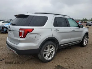 2017 Ford Explorer XLT z VIN 1FM5K8D83HGB60578, wystawiony jako Copart lot #59184795 z przebiegiem 100 850 mil mil oraz Szkoda całkowita • Salvage title. Historia ofert i sprzedaży dostępna na DreamBid. Obrazek 3.