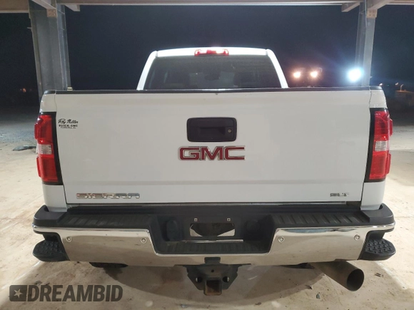 2018 GMC Sierra 2500HD SLT with VIN 1GT12TEY7JF279153, listed as a Copart auction lot 87697105 with 121,082 mi miles and Salvage Title. Bid and sale history available at carsss.com. Image 6.