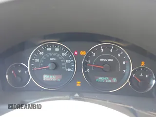 2006 Jeep Commander z VIN 1J8HG48N26C181057, wystawiony jako IAAI lot #42548737 z przebiegiem 244 773 mil mil oraz . Historia ofert i sprzedaży dostępna na DreamBid. Obrazek 7.