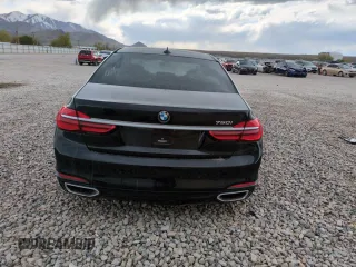 2017 BMW 7 Series 750i с VIN WBA7F0C35HGM21697, выставлен на аукционе Copart как лот 54713825 с пробегом Не указан миль и Списание • Salvage title. История ставок и продаж доступна на DreamBid. Изображение 6.