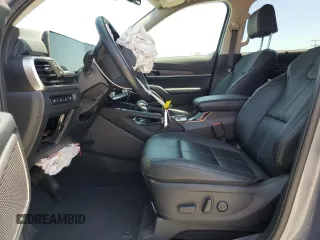 2024 Kia Telluride EX с VIN 5XYP3DGC7RG503612, выставлен на аукционе Copart как лот 55885165 с пробегом 11 627 миль миль и Списание • Salvage title. История ставок и продаж доступна на DreamBid. Изображение 7.