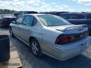 2005 Chevrolet Impala LS with VIN 2G1WH52K559382532, listed as a IAAI auction lot 41979788 with 170,826 mi miles. Bid and sale history available at carsss.com. Image 3.