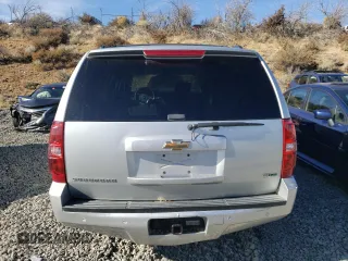 2011 Chevrolet Suburban LT with VIN 1GNSKJE33BR268719, listed as a Copart auction lot 81141314 with 0 mi miles and Salvage Title. Bid and sale history available at carsss.com. Image 6.