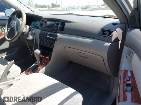 2004 Toyota Corolla CE with VIN 1NXBR32E14Z262676, listed as a IAAI auction lot 41992616 with 168,255 mi miles. Bid and sale history available at carsss.com. Image 5.