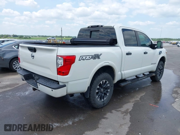 2017 Nissan Titan Platinum Reserve с VIN 1N6AA1E50HN509870, выставлен на аукционе IAAI как лот 42445829 с пробегом 150 369 миль миль и . История ставок и продаж доступна на DreamBid. Изображение 4.