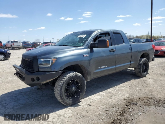2010 Toyota Tundra с VIN 5TFUW5F17AX150290, выставлен на аукционе Copart как лот 52367785 с пробегом 177 115 миль миль и Чистый • Clean title. История ставок и продаж доступна на DreamBid. Изображение 1.