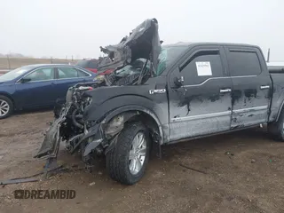 2018 Ford F-150 XL z VIN 1FTEW1EG3JFA69988, wystawiony jako IAAI lot #41429502 z przebiegiem Nie podano mil oraz . Historia ofert i sprzedaży dostępna na DreamBid. Obrazek 6.