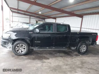 2017 Chevrolet Colorado 4WD LT with VIN 1GCPTCE15H1178534, listed as a IAAI auction lot 41238688 with 113,826 mi miles. Bid and sale history available at carsss.com. Image 14.