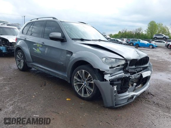 2011 BMW X5 35d z VIN 5UXZW0C52BL661879, wystawiony jako IAAI lot #42121345 z przebiegiem 131 036 mil mil oraz . Historia ofert i sprzedaży dostępna na DreamBid. Obrazek 1.