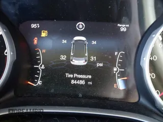 2018 Jeep Compass Sport с VIN 3C4NJDAB1JT409879, выставлен на аукционе IAAI как лот 41505845 с пробегом 84 486 миль миль и . История ставок и продаж доступна на DreamBid. Изображение 16.