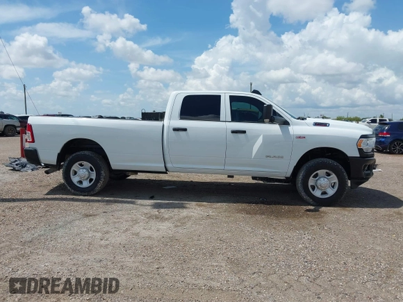 2022 Ram 2500 Tradesman with VIN 3C6UR5HJ4NG345415, listed as a IAAI auction lot 42565756 with 131,495 mi miles and . Bid and sale history available at DreamBid. Image 13.