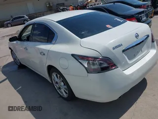 2013 Nissan Maxima SV z VIN 1N4AA5AP1DC828613, wystawiony jako IAAI lot #42354140 z przebiegiem 183 636 mil mil oraz . Historia ofert i sprzedaży dostępna na DreamBid. Obrazek 3.