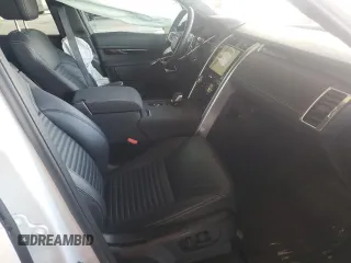 2023 Land Rover Discovery with VIN SALRT2EX8P2485687, listed as a Copart auction lot 51277505 with 26,412 mi miles and Salvage Title. Bid and sale history available at DreamBid. Image 7.