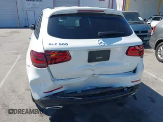 2021 Mercedes-Benz GLC 300 with VIN W1N0G8DB1MV306535, listed as a IAAI auction lot 41880792 with 86,796 mi miles and . Bid and sale history available at DreamBid. Image 6.