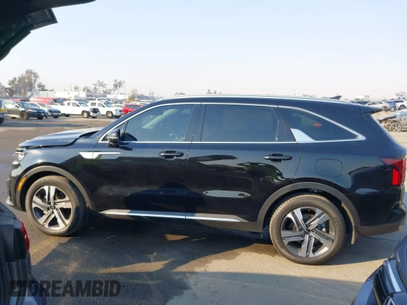 2024 Kia Sorento SX Prestige with VIN KNDRKDLG7R5259912, listed as a IAAI auction lot 41265462 with 33,786 mi miles and . Bid and sale history available at DreamBid. Image 14.