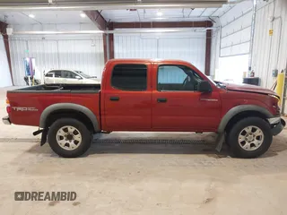 2004 Toyota Tacoma PreRunner z VIN 5TEGN92N04Z382355, wystawiony jako IAAI lot #41742140 z przebiegiem 235 987 mil mil oraz . Historia ofert i sprzedaży dostępna na DreamBid. Obrazek 13.