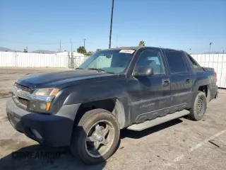 2002 Chevrolet Avalanche with VIN 3GNEC13T32G184641, listed as a Copart auction lot 73548844 with 183,307 mi miles and Salvage Title. Bid and sale history available at carsss.com. Image 1.