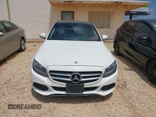 2017 Mercedes-Benz C 300 с VIN 55SWF4JB6HU199101, выставлен на аукционе IAAI как лот 42749352 с пробегом 123 279 миль миль и . История ставок и продаж доступна на DreamBid. Изображение 12.