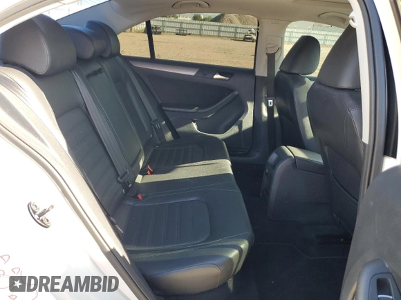 2013 Volkswagen Jetta SEL с VIN 3VWLX7AJ6DM354209, выставлен на аукционе Copart как лот 52975365 с пробегом 156 973 миль миль и Списание • Salvage title. История ставок и продаж доступна на DreamBid. Изображение 10.