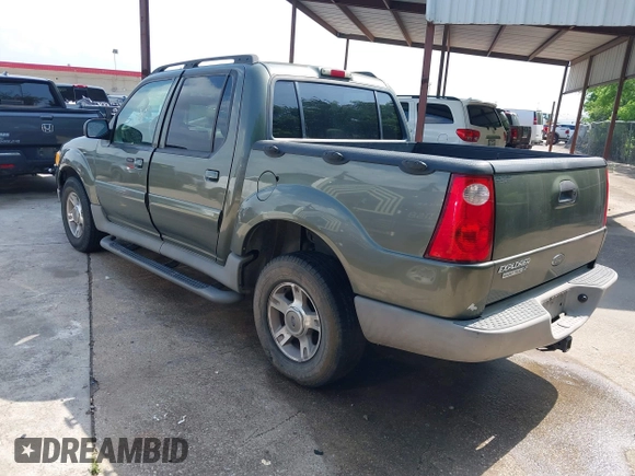 2003 Ford Explorer Sport Trac XLS z VIN 1FMZU67E93UB08190, wystawiony jako IAAI lot #42108621 z przebiegiem 233 972 mil mil oraz . Historia ofert i sprzedaży dostępna na DreamBid. Obrazek 3.