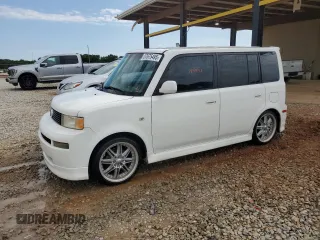 2006 Scion xB z VIN JTLKT334X64082826, wystawiony jako Copart lot #57675495 z przebiegiem 154 897 mil mil oraz Szkody całkowita. Historia ofert i sprzedaży dostępna na DreamBid. Obrazek 1.