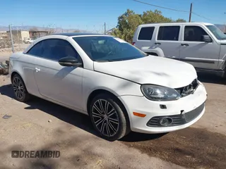 2013 Volkswagen Eos Sport с VIN WVWBW8AH7DV003643, выставлен на аукционе IAAI как лот 41412264 с пробегом 93 349 миль миль и . История ставок и продаж доступна на DreamBid. Изображение 1.