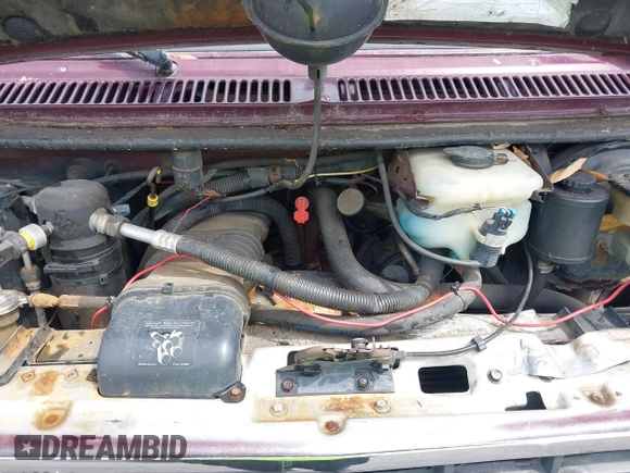 1994 Chevrolet Chevy Van z VIN 1GBEG25K4RF177057, wystawiony jako IAAI lot #42090808 z przebiegiem 123 654 mil mil oraz . Historia ofert i sprzedaży dostępna na DreamBid. Obrazek 10.