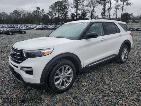 2024 Ford Explorer XLT with VIN 1FMSK7DH0RGA83277, listed as a Copart auction lot 47961435 with 7,448 mi miles and Salvage Title. Bid and sale history available at carsss.com. Image 1.