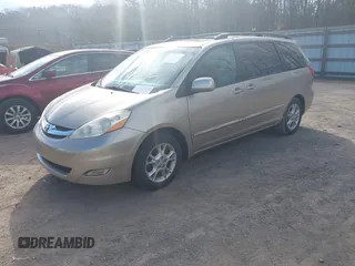 2006 Toyota Sienna XLE with VIN 5TDZA22C16S571350, listed as a IAAI auction lot 41725551 with 233,487 mi miles. Bid and sale history available at carsss.com. Image 2.