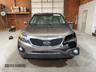 2013 Kia Sorento EX with VIN 5XYKU3A2XDG388319, listed as a Copart auction lot 47359925 with 111,901 mi miles and Salvage Title. Bid and sale history available at carsss.com. Image 5.