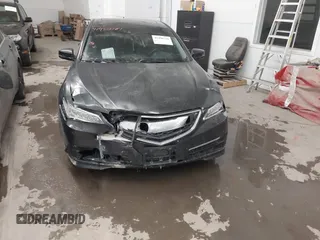 2015 Acura TLX Technology z VIN 19UUB1F51FA002302, wystawiony jako IAAI lot #41450716 z przebiegiem 124 498 mil mil oraz . Historia ofert i sprzedaży dostępna na DreamBid. Obrazek 6.