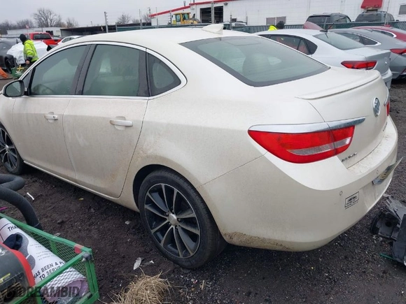 2016 Buick Verano Sport Touring with VIN 1G4PW5SK9G4139390, listed as a IAAI auction lot 41497847 with 85,958 mi miles. Bid and sale history available at carsss.com. Image 3.