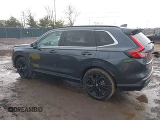 2025 Honda CR-V Sport Touring with VIN 7FARS6H93SE043232, listed as a IAAI auction lot 41679675 with 11,641 mi miles and . Bid and sale history available at DreamBid. Image 15.