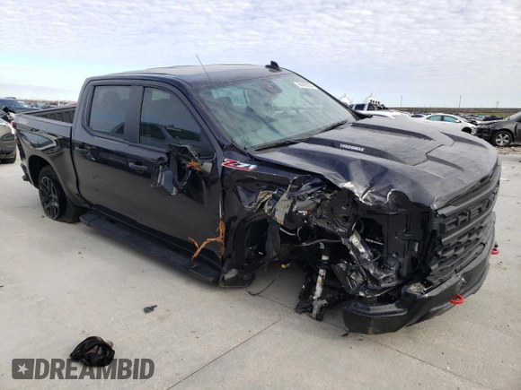 2024 Chevrolet Silverado 1500 Custom Trail Boss with VIN 3GCPDCEK8RG398601, listed as a Copart auction lot 88468505 with 933 mi miles and Salvage Title. Bid and sale history available at carsss.com. Image 4.