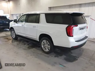 2024 GMC Yukon XL SLT with VIN 1GKS2GKD1RR349726, listed as a IAAI auction lot 41645353 with 5,963 mi miles. Bid and sale history available at carsss.com. Image 3.